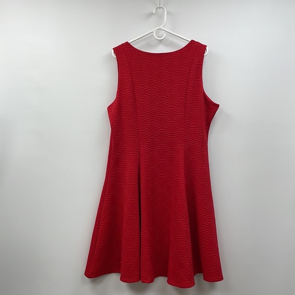 Torrid Geometric Stretchy Knit Sleeveless Sweetheart Fit & Flare Dress Red 2X - Picture 5 of 10
